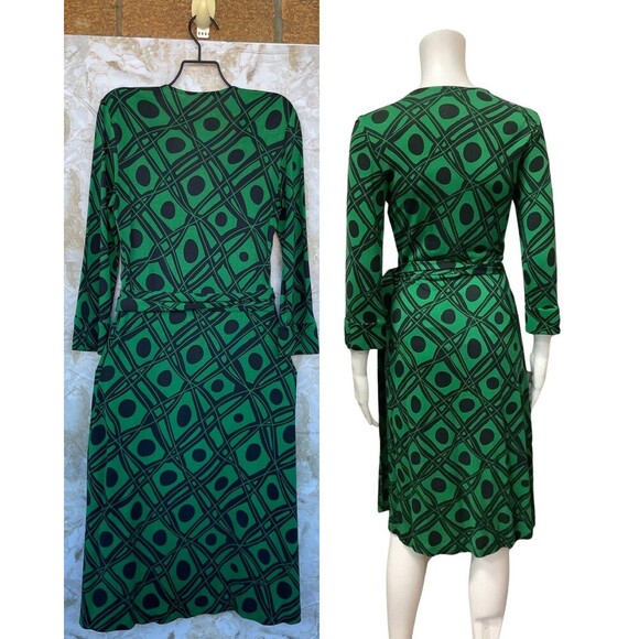 DVF Julian Silk Jersey Wrap Dress – Size 2, Green Geometric Print, 3/4 Sleeves - Picture 3 of 10